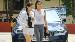 After workout session, besties Sara Ali Khan and Rhea Chakraborty head to a cafe – view pictures After workout session, besties Sara Ali Khan and Rhea Chakraborty head to a cafe – view pictures