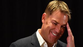 Champions Trophy 2017: Shane Warne loses bet to Sourav Ganguly, agrees to wear England jersey Champions Trophy 2017: Shane Warne loses bet to Sourav Ganguly, agrees to wear England jersey