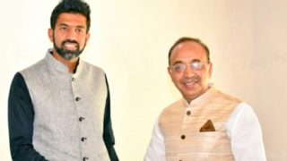 Sports minister Vijay Goel meets French Open 2017 mixed doubles winner Rohan Bopanna Sports minister Vijay Goel meets French Open 2017 mixed doubles winner Rohan Bopanna