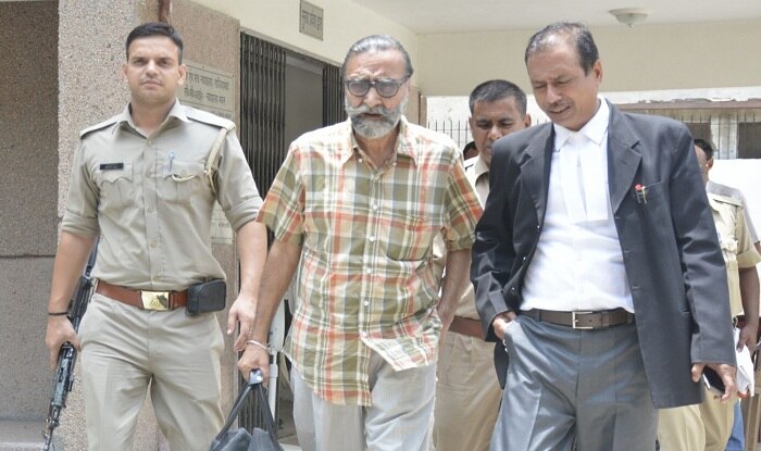 Nithari's 9th murder case: Court sentences Moninder Pandher, Surinder Koli to death