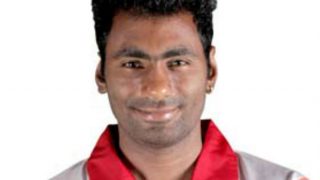 Cricketer Parvinder Awana beaten up by five people in Greater Noida. Police begin investigation | पांच लोगों ने मिलकर क्रिकेटर परविंदर अवाना की पीटा, पुलिस जांच जारी Cricketer Parvinder Awana beaten up by five people in Greater Noida. Police begin investigation | पांच लोगों ने मिलकर क्रिकेटर परविंदर अवाना की पीटा, पुलिस जांच जारी