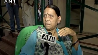 Nitish Kumar Withdraws 32 Bihar Military Police Jawans Deployed at Rabri Devi's Residence; Upset Tejashwi Yadav Also Gives up Security Nitish Kumar Withdraws 32 Bihar Military Police Jawans Deployed at Rabri Devi's Residence; Upset Tejashwi Yadav Also Gives up Security