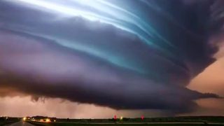 Millions watched Facebook Live of a Fake Storm and Amazed at Nature’s Beauty (Video) Millions watched Facebook Live of a Fake Storm and Amazed at Nature’s Beauty (Video)