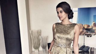 Taapsee Pannu's On-Screen Character To Be Named 'Samaira' After Karishma Kapoor's Elder Daughter in Judwaa 2 Taapsee Pannu's On-Screen Character To Be Named 'Samaira' After Karishma Kapoor's Elder Daughter in Judwaa 2