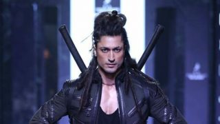 Vidyut Jammwal Looks Like a Fierce Warrior at the Lakme Fashion Week 2017 Ramp! Vidyut Jammwal Looks Like a Fierce Warrior at the Lakme Fashion Week 2017 Ramp!
