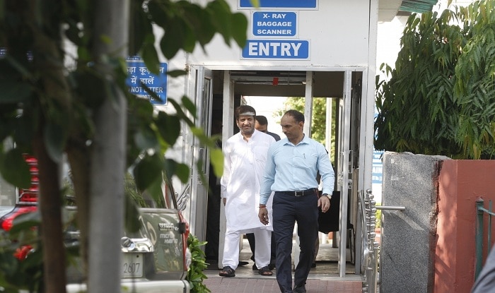 Aslam Wani, hawala dealer and associate of separatist leader Shabir Shah arrested