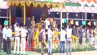 Madhya Pradesh Celebrates Independence Day As CM Shivraj Singh Chouhan Unfurls The National Flag in Bhopal Madhya Pradesh Celebrates Independence Day As CM Shivraj Singh Chouhan Unfurls The National Flag in Bhopal