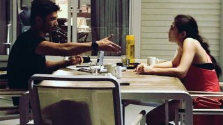Sara Ali Khan and Sushant Singh Rajput Involved In An Intense Conversation As They Begin Prep For Kedarnath Sara Ali Khan and Sushant Singh Rajput Involved In An Intense Conversation As They Begin Prep For Kedarnath