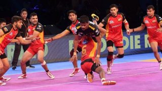 Bengaluru Bulls vs Tamil Thalaivas Live Streaming Pro Kabaddi 2017: Watch Live Telecast of Bulls vs Thalaivas on Hotstar Bengaluru Bulls vs Tamil Thalaivas Live Streaming Pro Kabaddi 2017: Watch Live Telecast of Bulls vs Thalaivas on Hotstar