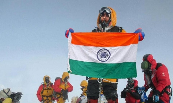 Pune constable couple, who lied about climbing Mount Everest, suspended from force