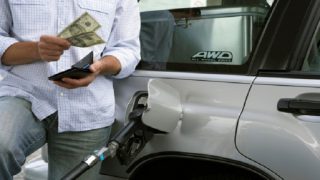 Petrol, Diesel Prices Continue to Soar in Metro Cities: Check Fuel Prices For August 4 Petrol, Diesel Prices Continue to Soar in Metro Cities: Check Fuel Prices For August 4