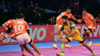 प्रो कबड्डी लीगः पटना पाइरेट्स को मिली सीजन की पहली हार, जयपुर ने यूपी योद्धा को दी मात प्रो कबड्डी लीगः पटना पाइरेट्स को मिली सीजन की पहली हार, जयपुर ने यूपी योद्धा को दी मात