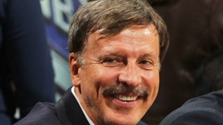 Arsenal Owner Stan Kroenke Under Fire For Hunting Channel Arsenal Owner Stan Kroenke Under Fire For Hunting Channel