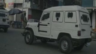 J&K: 1 Cop Killed, 2 Injured as Militants Attack Police Party in Anantnag J&K: 1 Cop Killed, 2 Injured as Militants Attack Police Party in Anantnag
