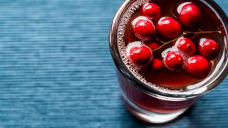 Health Benefits of Cranberry Juice: 5 Reasons to Drink More Cranberry Juice Health Benefits of Cranberry Juice: 5 Reasons to Drink More Cranberry Juice