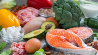 Consumption of Low-Carb Diet May Help You Live Longer: 5 Other Health Benefits of Low-Carb Diet Consumption of Low-Carb Diet May Help You Live Longer: 5 Other Health Benefits of Low-Carb Diet