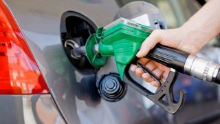 Petrol, Diesel Prices Continue to Rise; Will Government Bring Fuel Under GST? Petrol, Diesel Prices Continue to Rise; Will Government Bring Fuel Under GST?