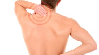 54-Year-Old Delhi Man Suffers Nerve Damage and Paralysis Post a Neck Massage by Barber 54-Year-Old Delhi Man Suffers Nerve Damage and Paralysis Post a Neck Massage by Barber