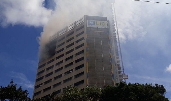 kolkata fire breaks out at lic building on jawahar lal nehru road lic incident report
