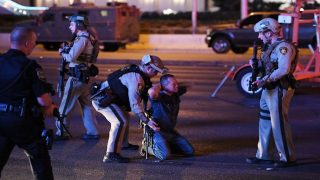 Las Vegas: 'Shooter Was Alone, Had No Link to Terrorist Groups', Says Police Sheriff Las Vegas: 'Shooter Was Alone, Had No Link to Terrorist Groups', Says Police Sheriff