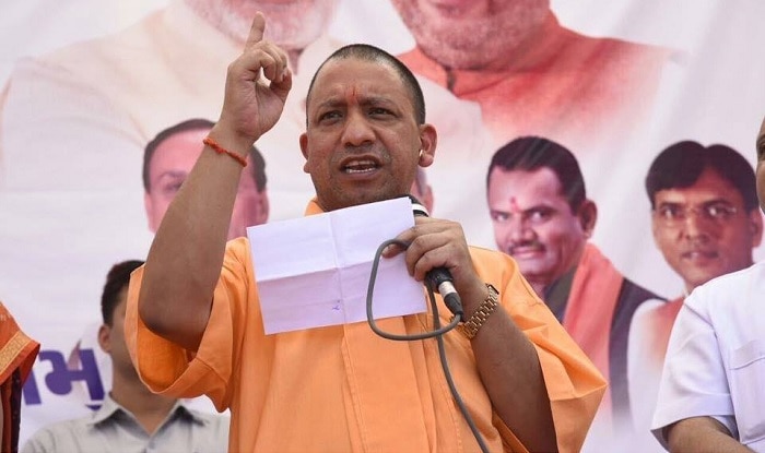 Is Akhilesh Yadav's couplet on Taj Mahal a message for Yogi Adityanath? Is Akhilesh Yadav's couplet on Taj Mahal a message for Yogi Adityanath?