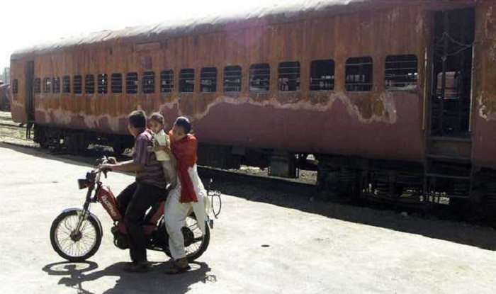 Godhra train carnage: HC spares the noose for 11 convicts Godhra train carnage: HC spares the noose for 11 convicts