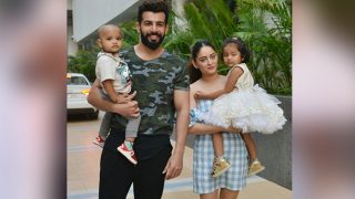 Jay Bhanushali, Mahhi Vij's Latest Picture With Their Adopted Kids Is Too Cute To Miss Jay Bhanushali, Mahhi Vij's Latest Picture With Their Adopted Kids Is Too Cute To Miss