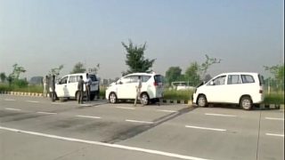 RSS chief Mohan Bhagwat's Convoy Cars Collide With Each Other on Yamuna Expressway, no Injuries Reported RSS chief Mohan Bhagwat's Convoy Cars Collide With Each Other on Yamuna Expressway, no Injuries Reported