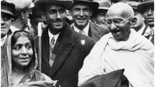 महात्मा गांधी हत्याः तीन थ्योरी पर उठे सवाल, सुप्रीम कोर्ट पहुंचे पड़पोते तुषार महात्मा गांधी हत्याः तीन थ्योरी पर उठे सवाल, सुप्रीम कोर्ट पहुंचे पड़पोते तुषार