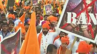 Padmavati Protest Reaches Bengaluru; Karni Sena Demands Ban On Deepika Padukone, Ranveer Singh, Shahid Kapoor's Film Padmavati Protest Reaches Bengaluru; Karni Sena Demands Ban On Deepika Padukone, Ranveer Singh, Shahid Kapoor's Film
