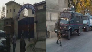 Jammu and Kashmir: Terrorists Attack Rajpora Police Station in Pulwama, One Security Personnel Dead Jammu and Kashmir: Terrorists Attack Rajpora Police Station in Pulwama, One Security Personnel Dead