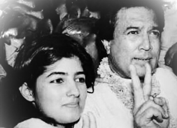 Twinkle-Khanna-remembers-dad-Rajesh-on-his-birth-anniversary