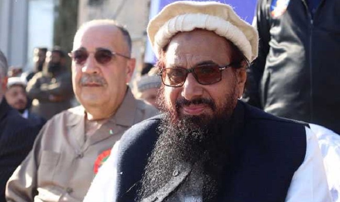 Hafiz Saeed with Palestine's Pakistan envoy (Image tweeted by @PakMNAOfficial)