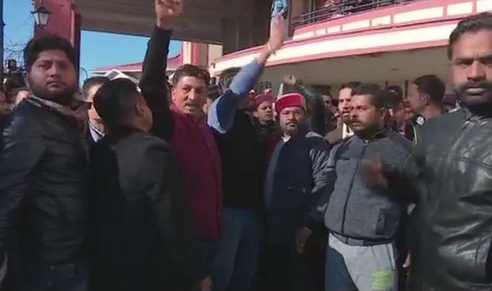 BJP sans Dhumal mandate: Parliamentary board holds meeting