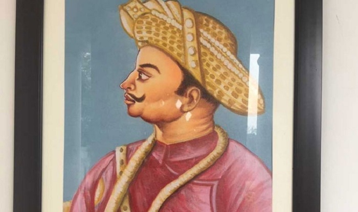 Day: Kejriwal unveils portraits of freedom heroes in Delhi assembly