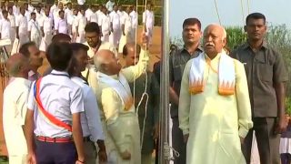 Republic Day 2018: RSS Chief Mohan Bhagwat Hoists Flag in Palakkad School Against Kerala Government's Orders Republic Day 2018: RSS Chief Mohan Bhagwat Hoists Flag in Palakkad School Against Kerala Government's Orders