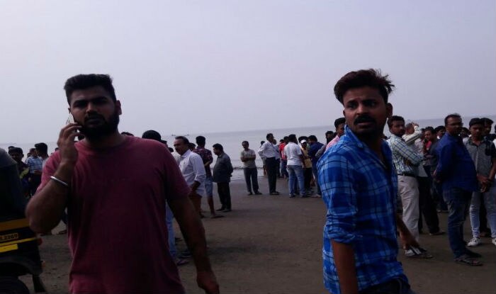 Boat with 40 school children capsizes in Maharashtra's Dahanu; 32 rescued