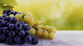 Eating Grapes Can Ward Off Depression According to New Research Eating Grapes Can Ward Off Depression According to New Research