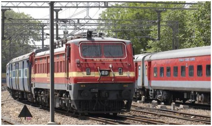 Ahmedabad-Puri Express without engine rolls 10 km backward in Odisha