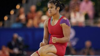Asian Wrestling Championships 2018: Amitabh Bachchan, Daler Mehndi and Others Pour in Love For Navjot Kaur as She Becomes First Indian Woman to Win Gold Asian Wrestling Championships 2018: Amitabh Bachchan, Daler Mehndi and Others Pour in Love For Navjot Kaur as She Becomes First Indian Woman to Win Gold