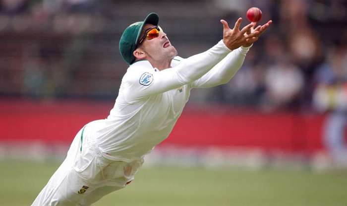Watch Dean Elgar Take a Sensational Catch Against Australia in Fourth Test Watch Dean Elgar Take a Sensational Catch Against Australia in Fourth Test