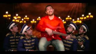 Aamir Khan to play guitar at someone’s wedding?