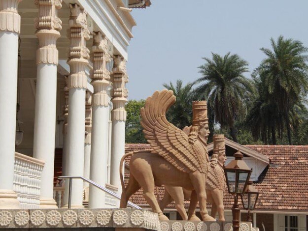 Udvada Atash Bahram, Photograph courtesy: Gujarat Tourism