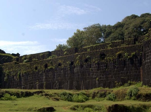 Vijaydurg-fort: Photos of Ranchi | Pictures of Famous Places ...