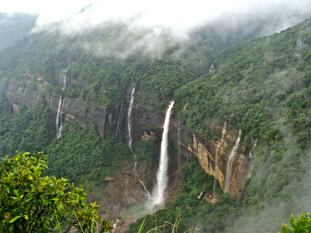 Nohkalikai Falls Cherrapunjee