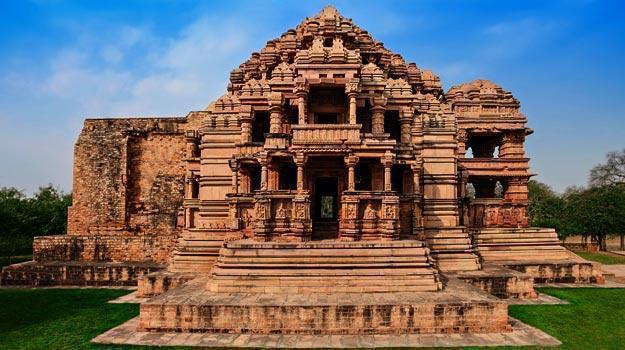 5-Madhya-Pradesh_Gwalior_Sas-Bahu-Temple_IWPL1