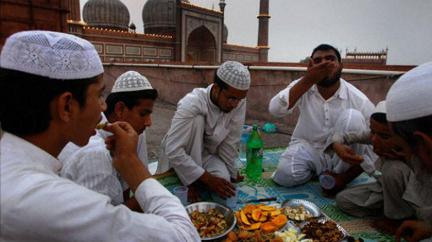 13-ramzan-iftaar-600 dne