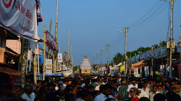 21travel-kalapathy-temple-festival