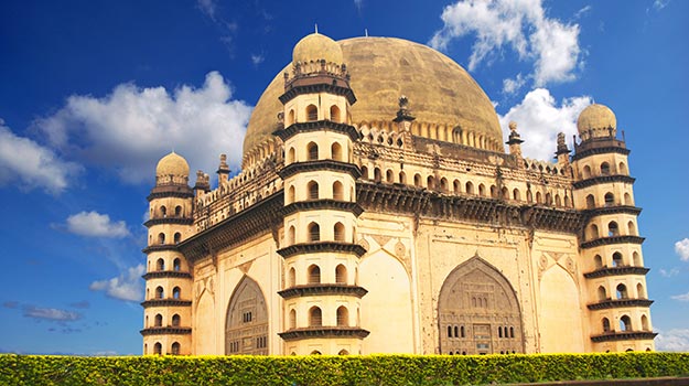 21-gol-gumbaz-shutterstock_360436694