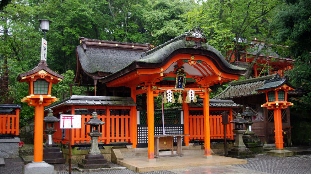 Take a sneak peek into this epic Shinto shrine in Kyoto | India.com